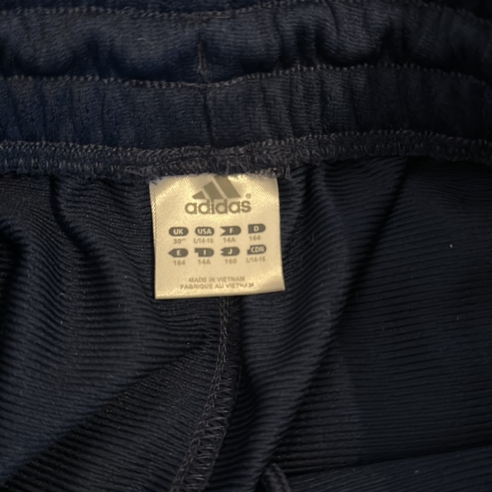 Boys Adidas athletic pants. Size L (14/16)x lie new - Picture 3 of 5